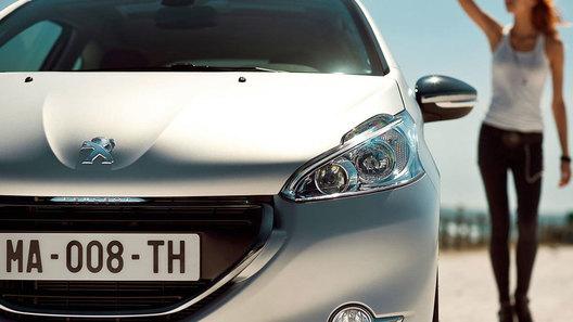 Слухи об уходе с рынка Peugeot 208 оказались преувеличенными