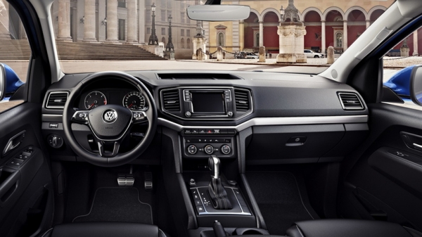 Volkswagen показал, как на самом деле выглядит интерьер нового Amarok