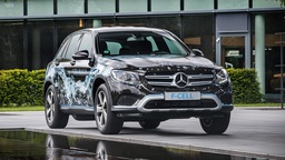 У Mercedes-Benz уже в этом году появятся два новых гибрида