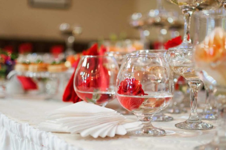 Особенности сервировки стола на выкуп невесты