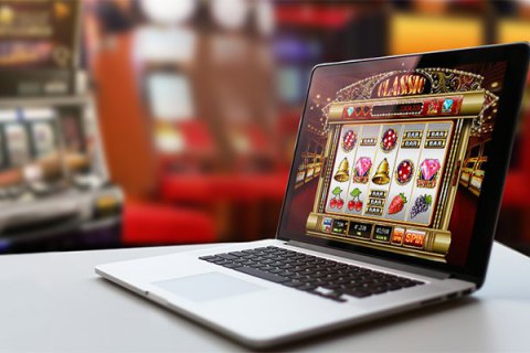 Играть в бездепозитное онлайн казино